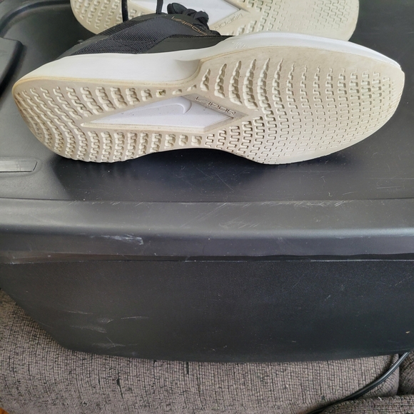 Nike Vapor Lite tennis shoes, Black And Rose Gold SZ 10.5 - Picture 5 of 5